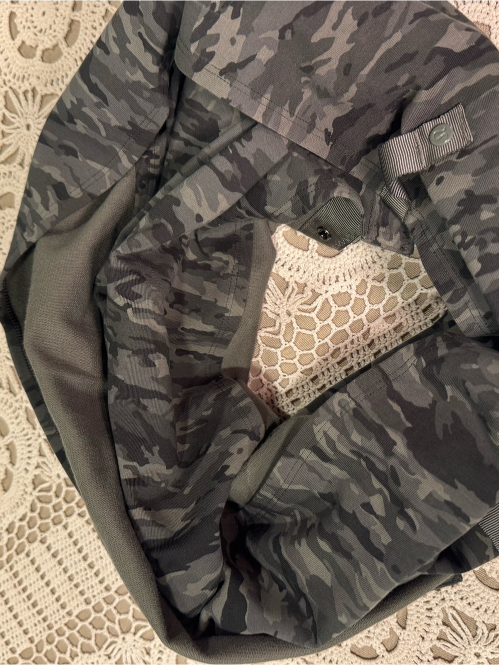 lululemon athletica Infinity Scarf Camouflage Green